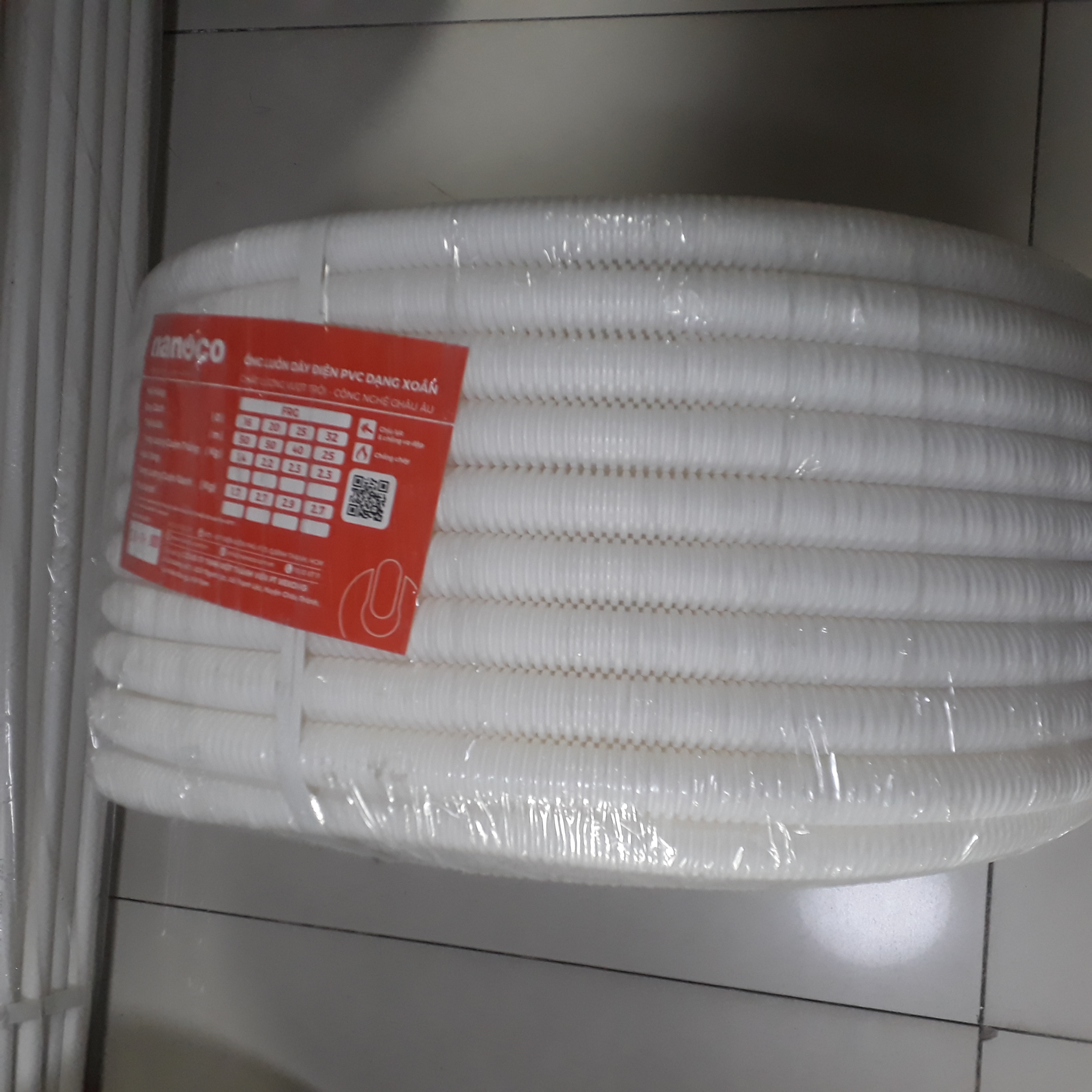 Ống gen phi 16,20 nanoco cuộn 50 mét ,ống phi 25 1c/40met.