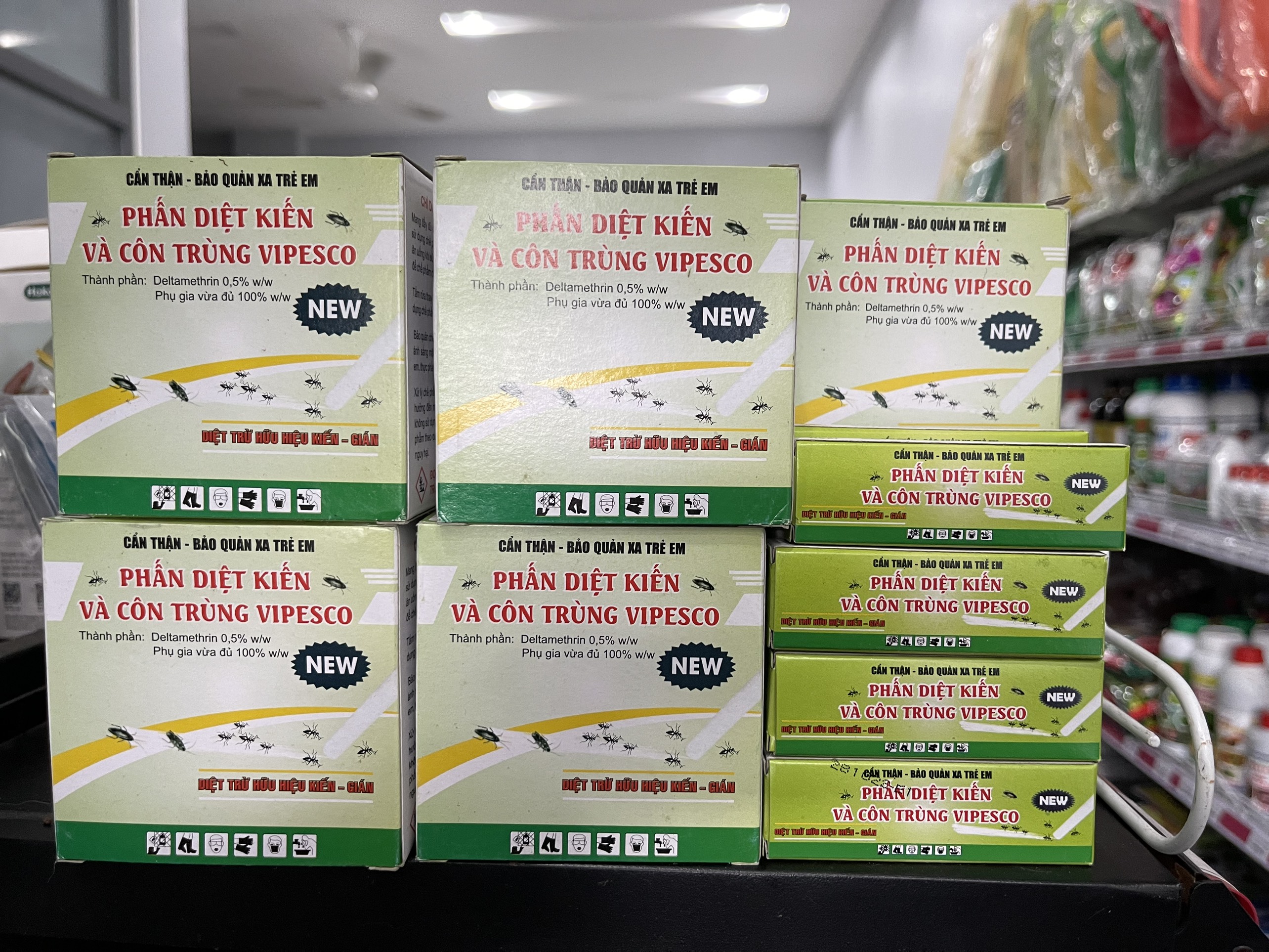 Phấn diệt kiến và côn trùng hộp 2 viên