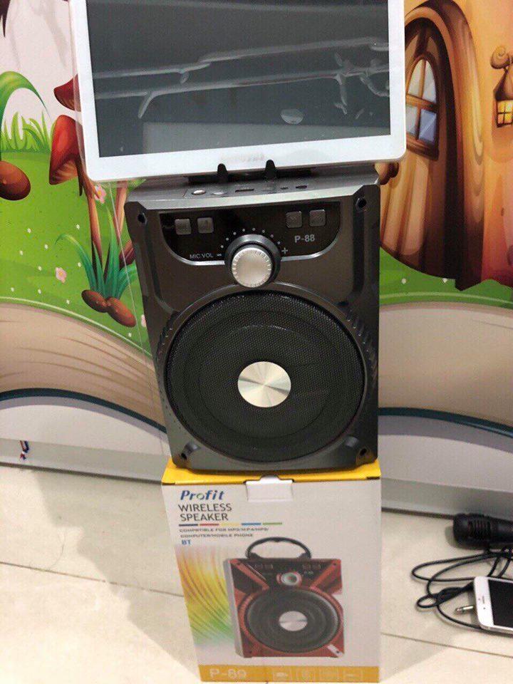Loa Bluetooth Karaoke Xách Tay Di Động P88 (Tặng Kèm Mic)