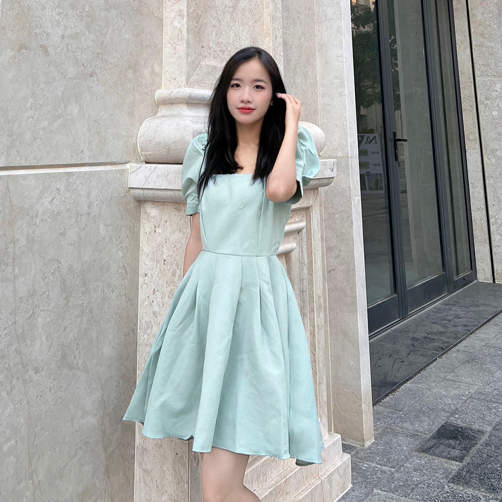 Đầm xoè dự tiệc tay phồng Moolys MD008