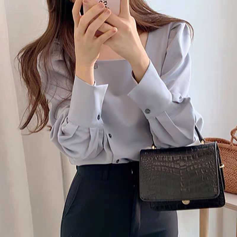 ÁO CỔ VUÔNG PHỐI NÚT