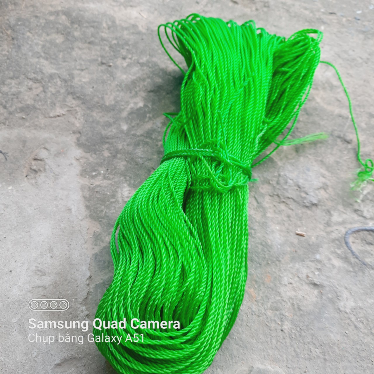 Dây cước xanh, dây cấy, dây thả diều phi 2mm không giản hàng đẹp ( 1 cuộn nặng 950g)