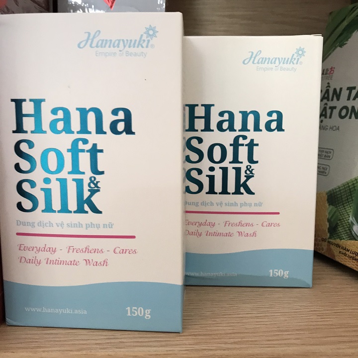 [HCM] Dung dịch vệ sinh phụ nữ Hana soft silk