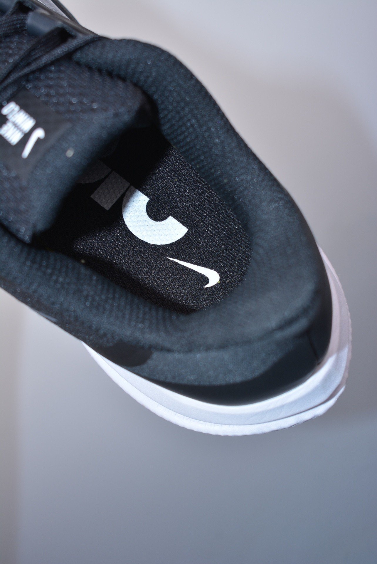 Nike Winflo 9 Running Shoes New Design and Notable Features 40-45