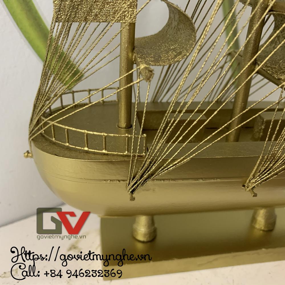 Mô Hình Thuyền Gỗ Belem (Thân 20cm - Buồm Đen)