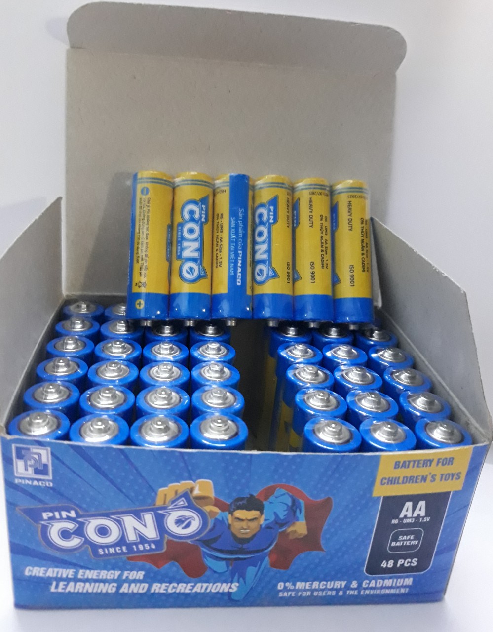 Hộp pin tiểu con Ó ( hộp 40 viên pin)
