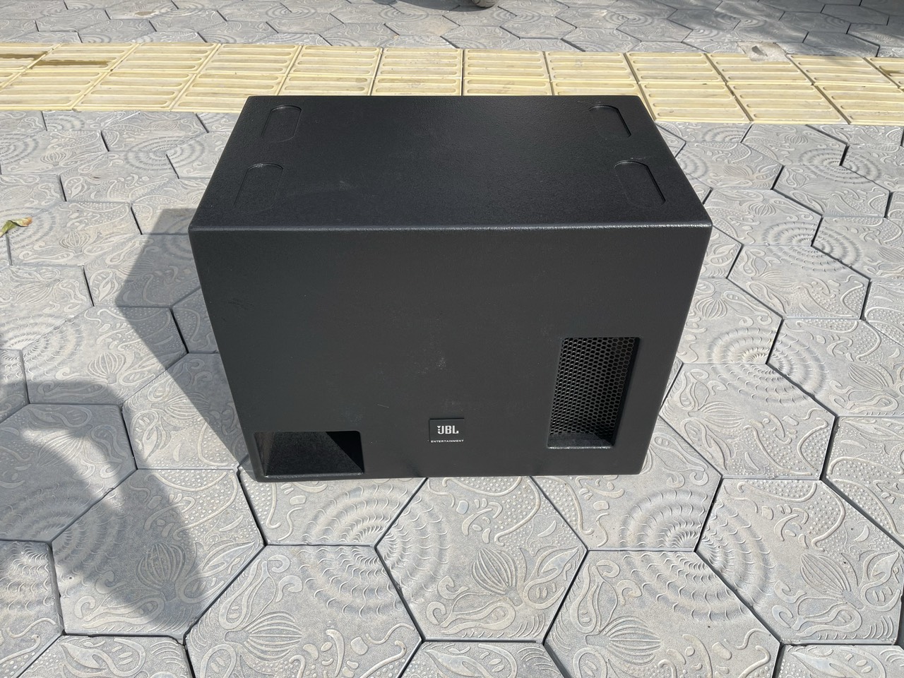 SUB ĐIỆN JBL 30 - NGUỒN VUÔNG