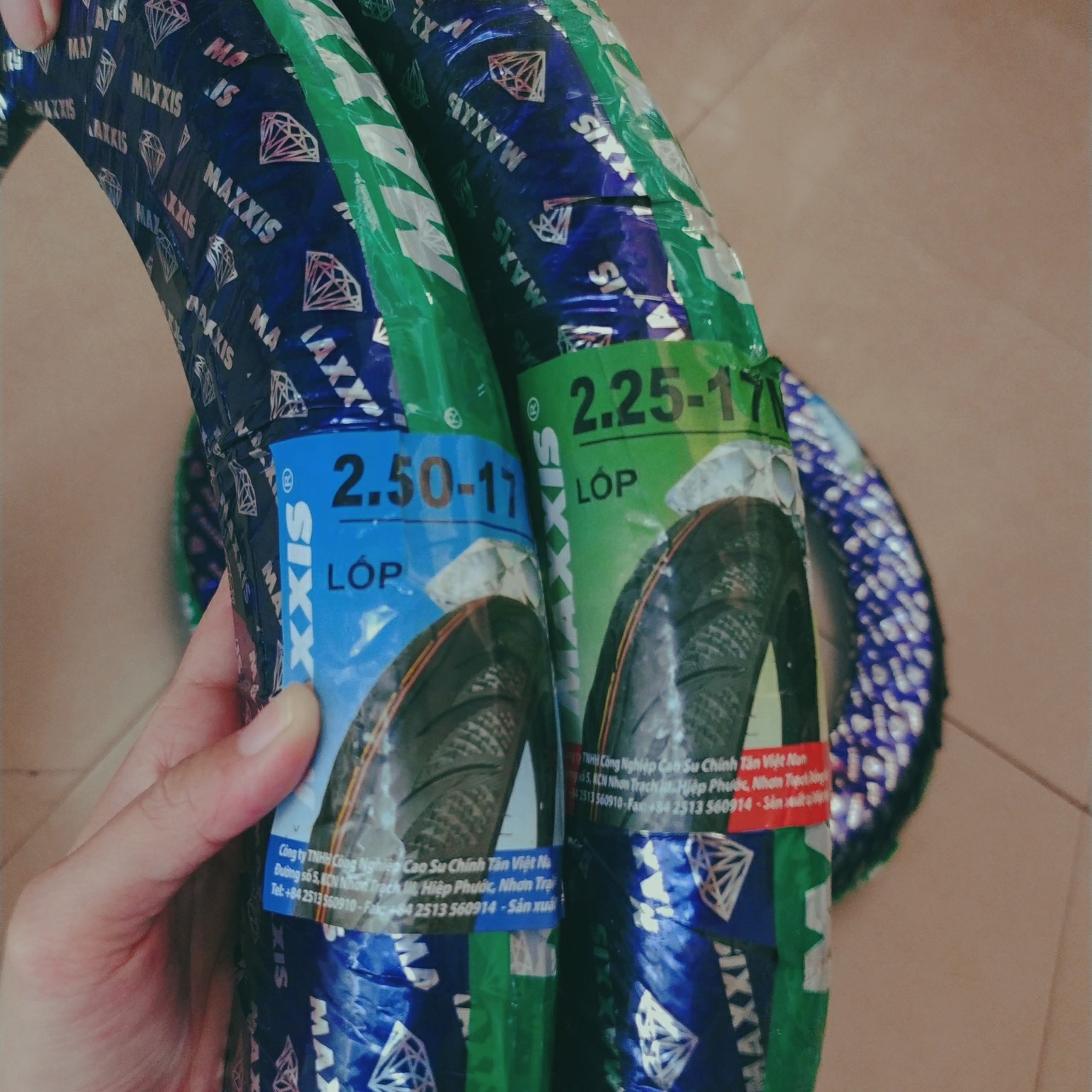[HCM]Vỏ Maxxis size 2.25/2.50 in 17