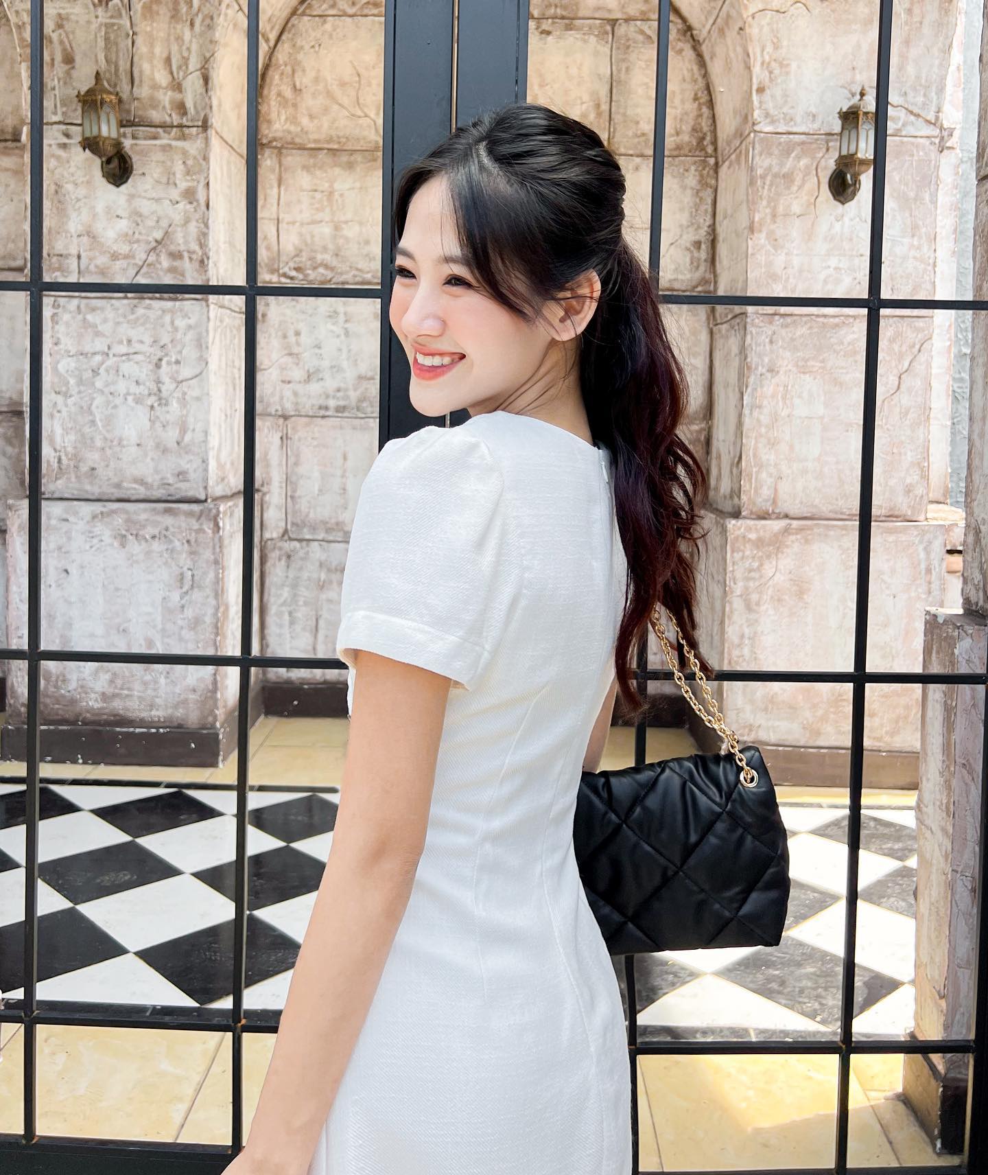 Đầm WENDY - Đầm cổ chữ V đắp chéo