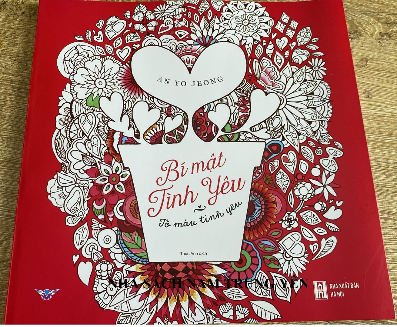 Sách - Bí Mật Tình Yêu (Sách Tô Màu Dành Cho Người Lớn)