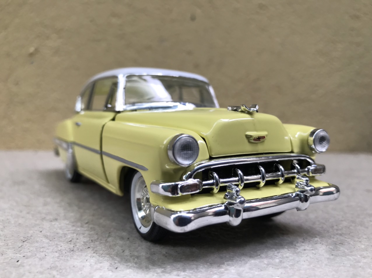 Mô hình xe cổ CADILLAC Eldorado 1959 - 1:32