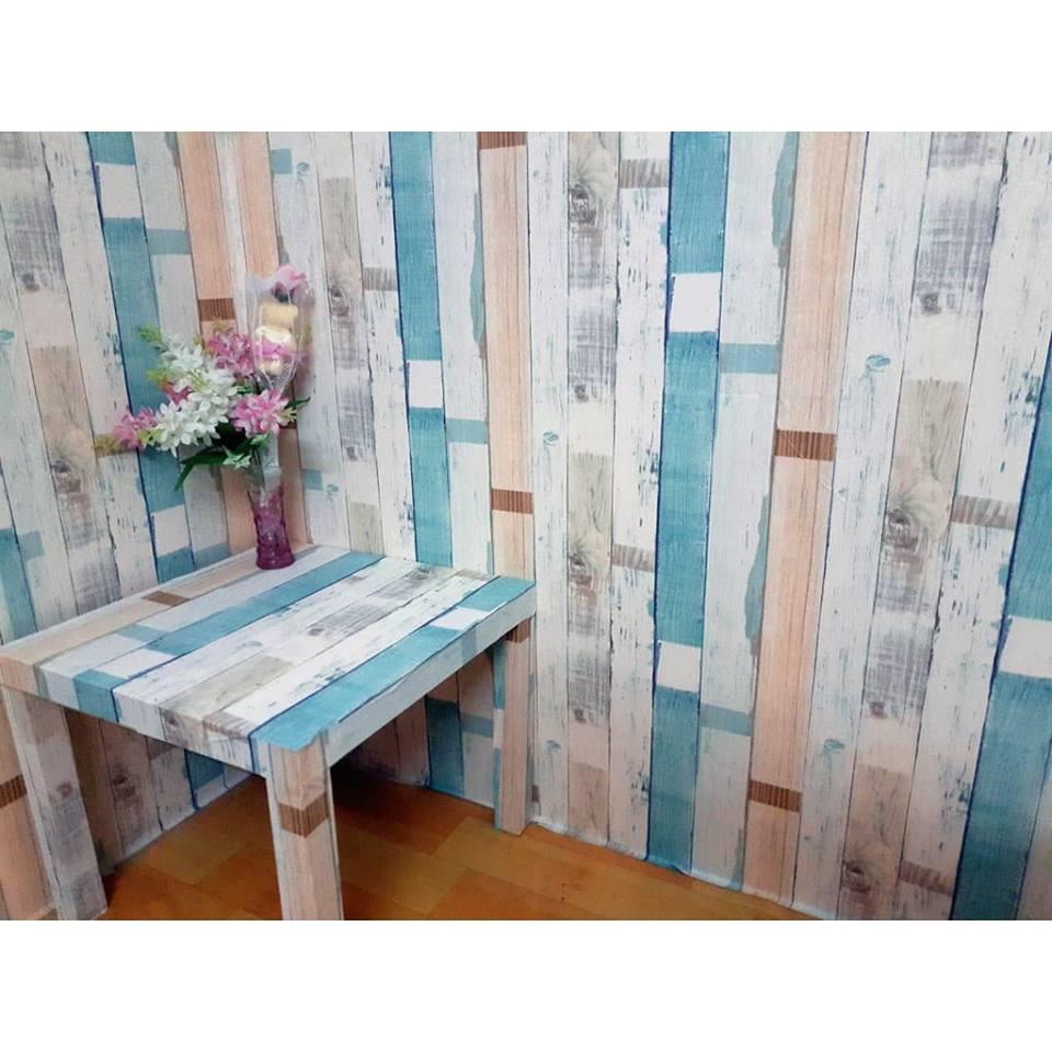 10m giấy dán tường gỗ sọc nhiều mầu ( cuộn dài 10m, khổ rộng 45cm, giấy có keo sẵn )