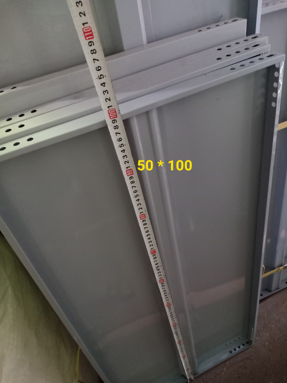 mâm sắt (50*100)
