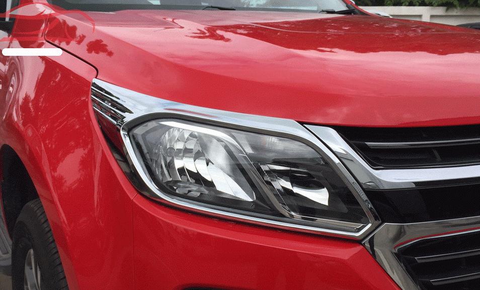 Ốp trang trí viền đèn pha Chevrolet Colorado