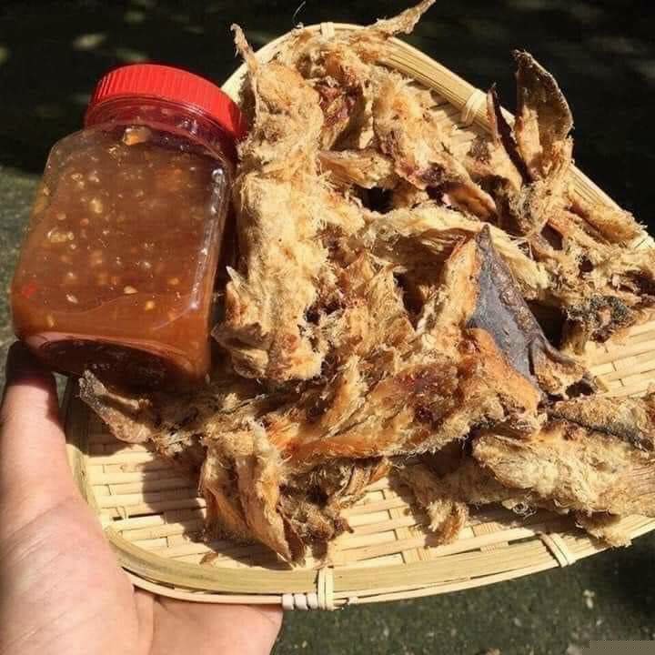 Khô cá đuối mắm me hộp 350g