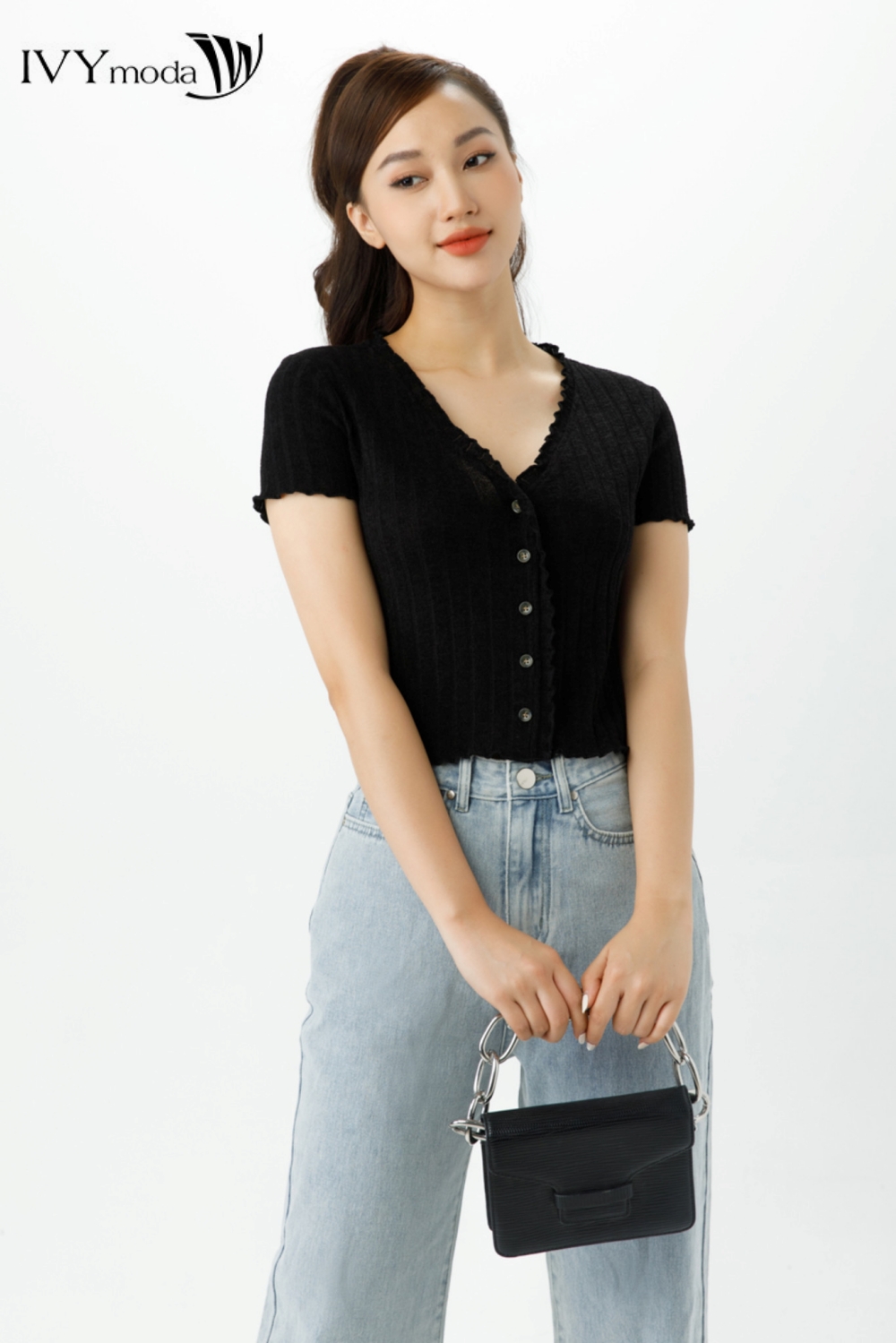 Áo thun mongtoghi Croptop IVY moda MS 57B9337