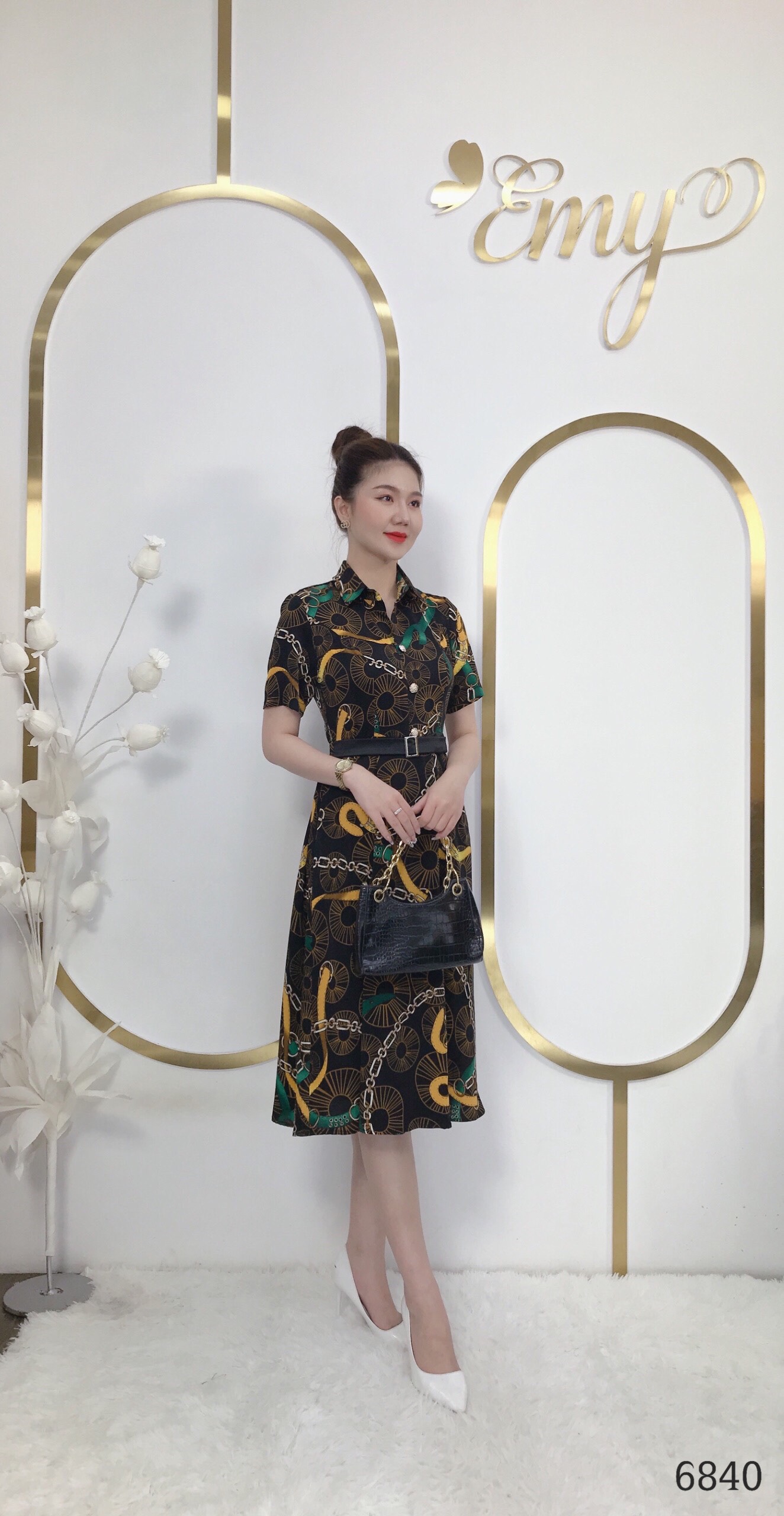 Đầm EMY EM6840 Xoè Lụa Mango