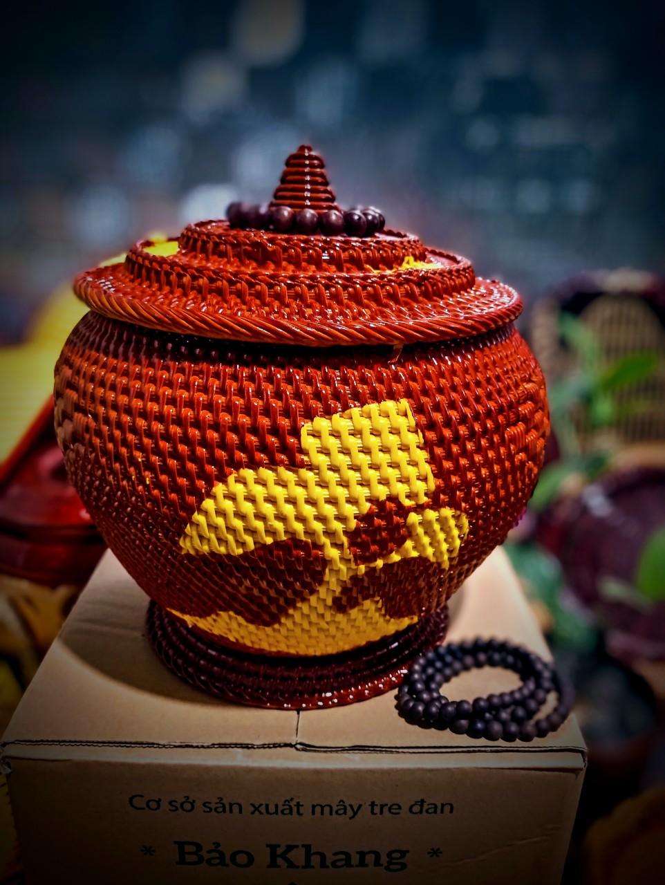 Giỏ ủ ấm tích 1,5l cao cấp . giỏ ủ ấm trà sâu tay 100%