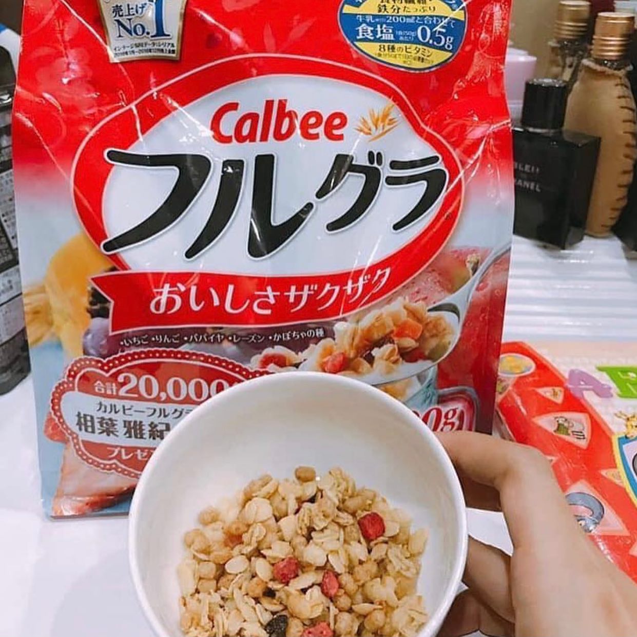 [Nội địa Nhật] Ngũ cốc trái cây Calbee 800g