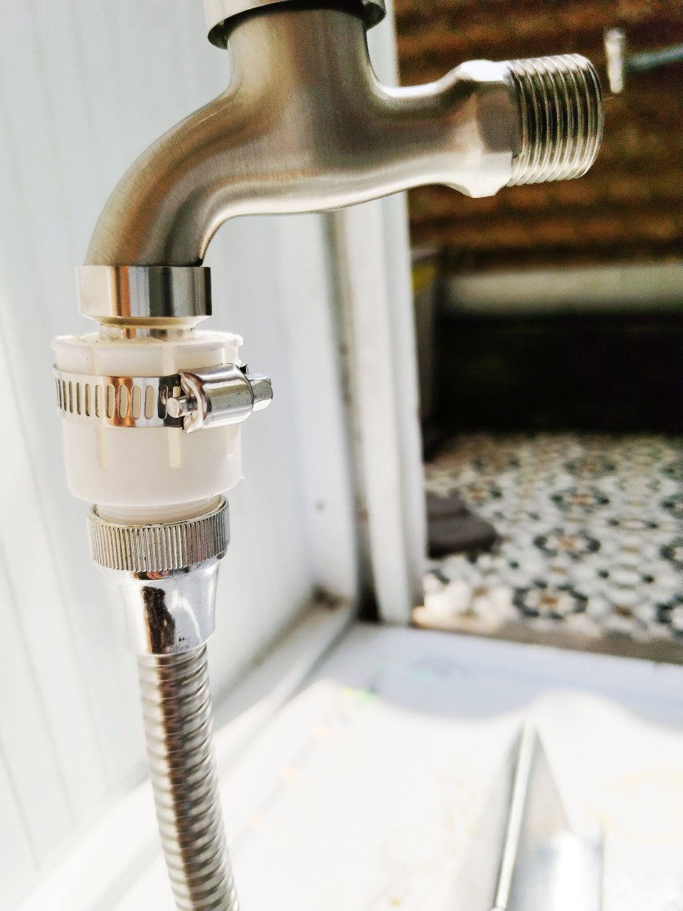 Đầu Nối Vòi Nước Đa Năng Ren 22mm