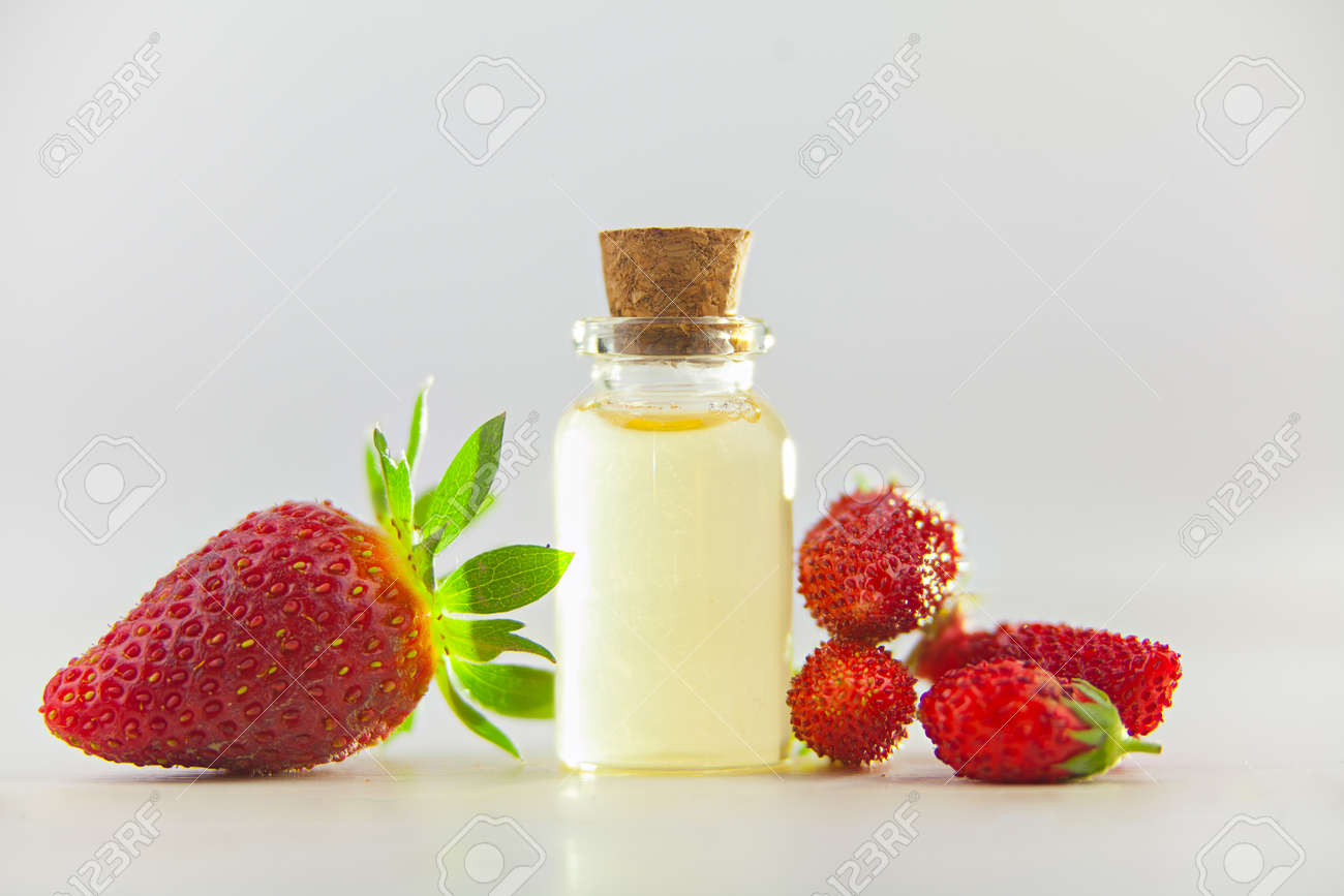 Tinh chất ( Mùi hương ) Dâu hiệu Rayner's Strawberry Essence 28ml