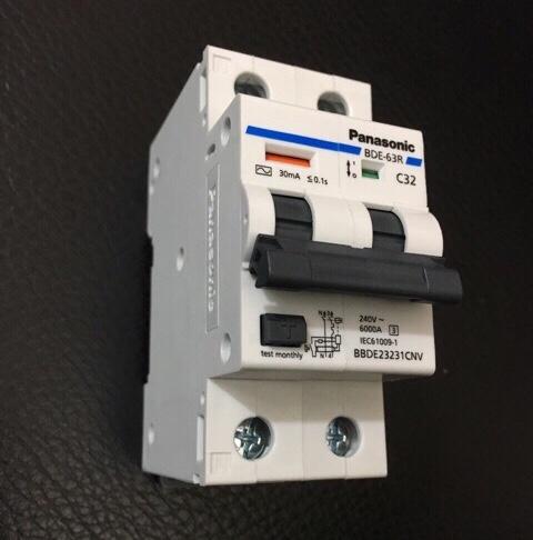 Cầu dao CB chống giật 32A Panasonic BBDE 23231 CNV 2cực
