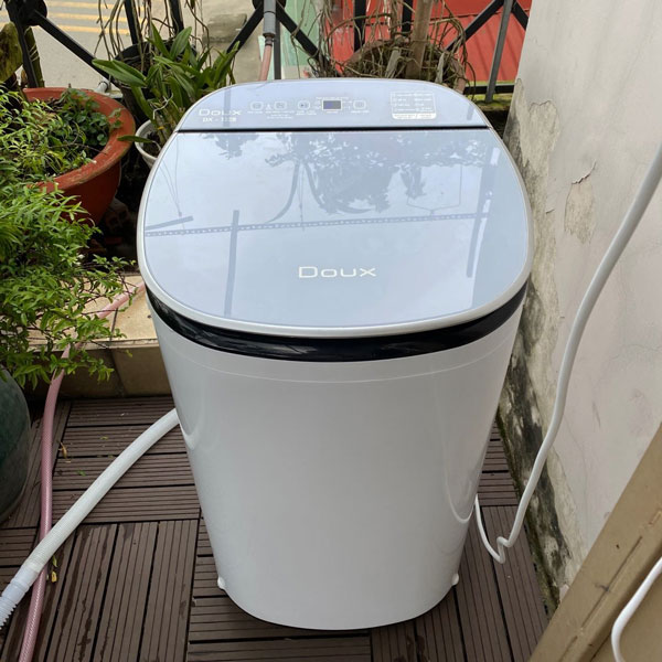 Máy giặt Mini tự động DOUX bản LUX có đèn diệt khuẩn UV có tính năng giặt đồ cho em...