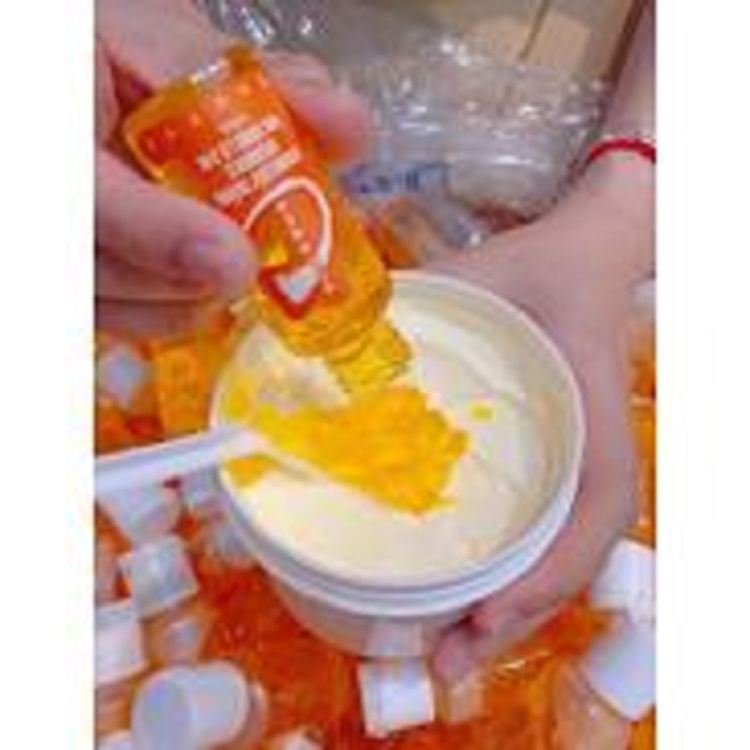 [HCM]Serum vitamin C mix vàng lá