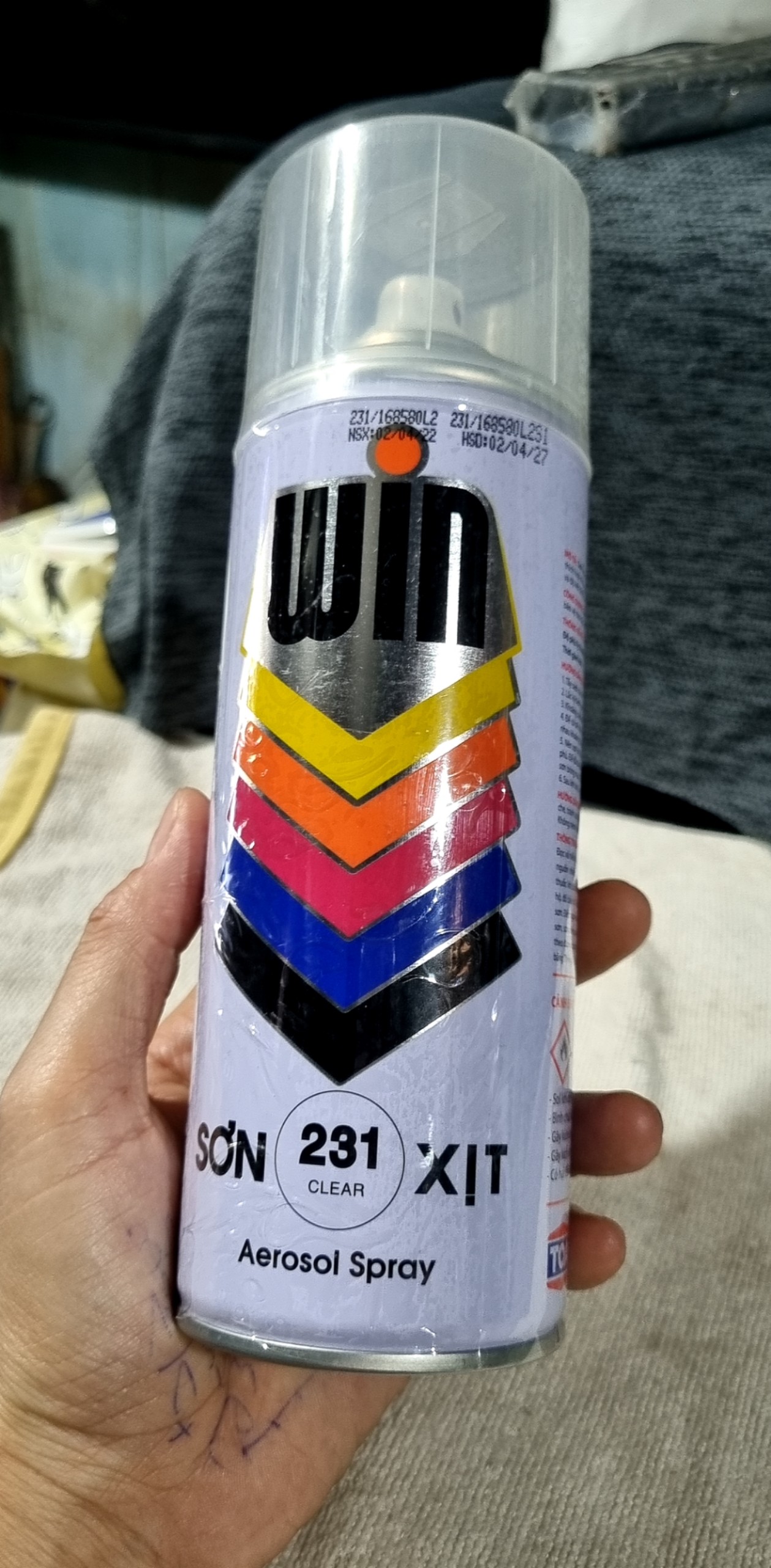 Sơn xịt bóng A231 WIN ( 400 ml ) ( trong suốt)
