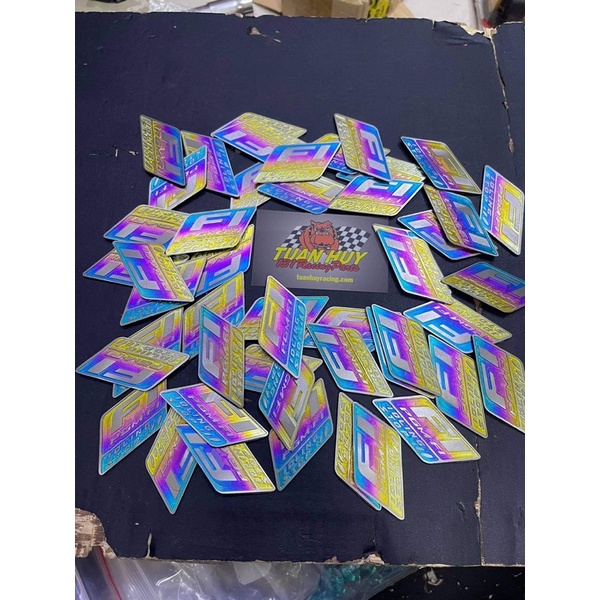 Tem logo titanium fi lớn có sẵn keo 3m
