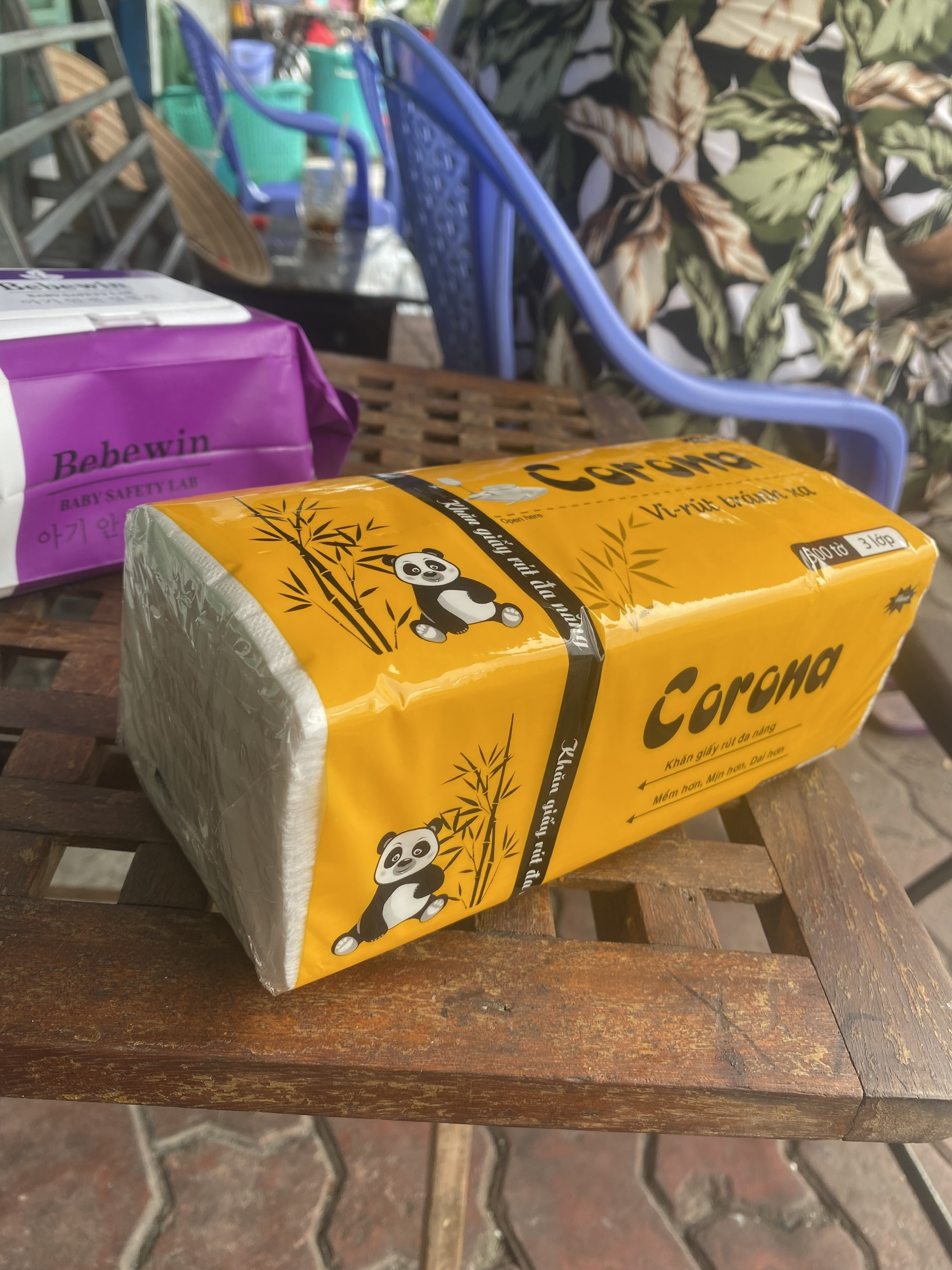 Khăn Giấy Rút Corona lụa 3 lớp 500 Tờ