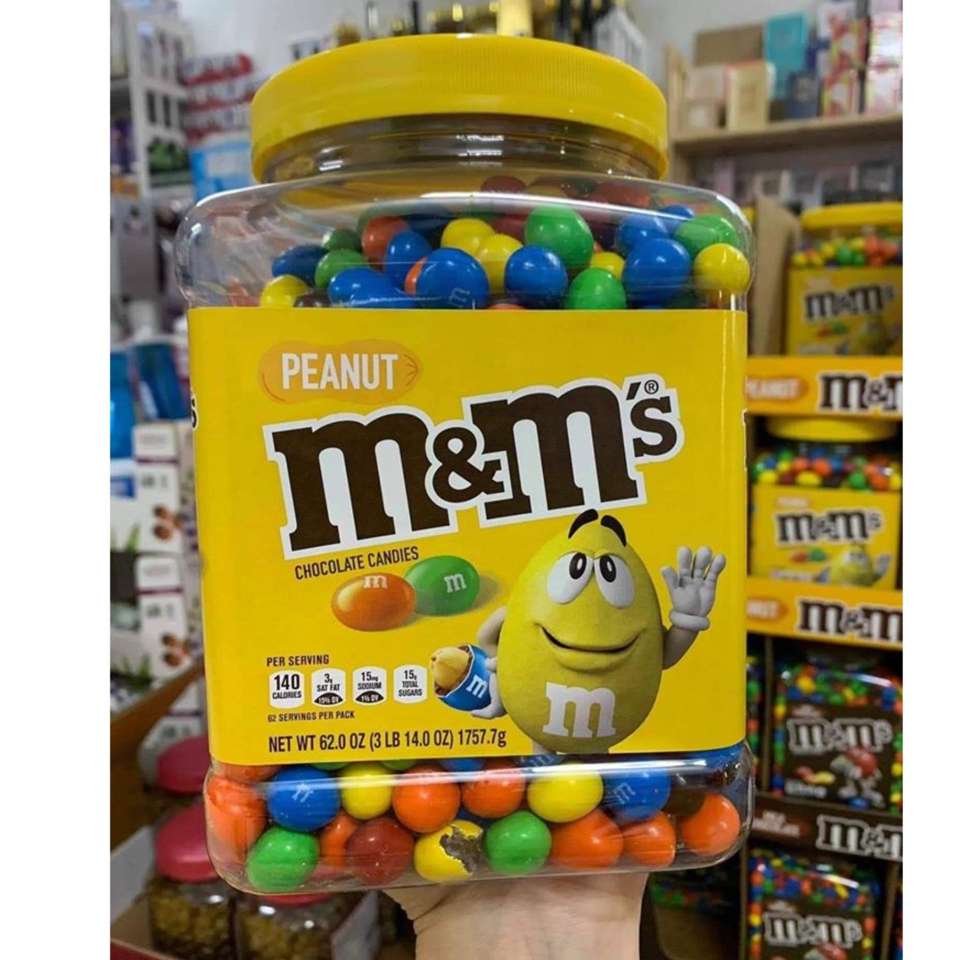 Socola đậu phộng M&M's Peanut Chocolate 1757.7g (Nắp Vàng) ( DATE T7/25 )