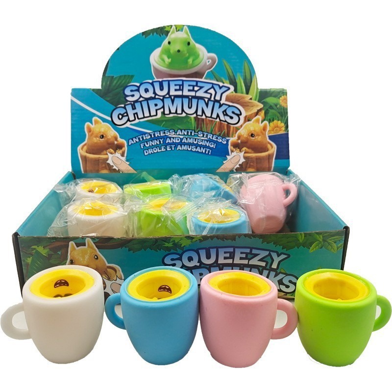 Squishy con chuột trốn trong cái kén