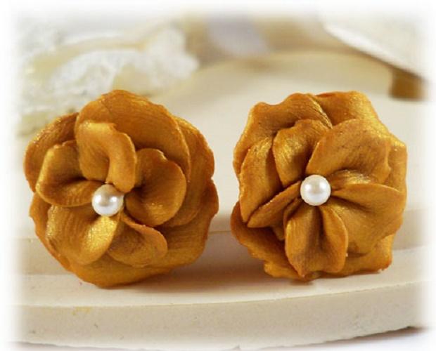 Sơn Acrylic nhũ ánh kim Gold 112 (hũ nhựa 30g)