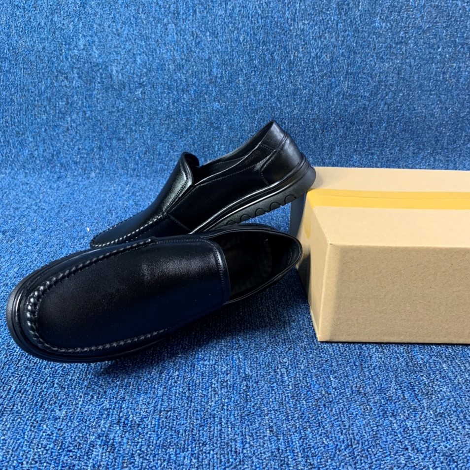 Giày lười mũi tròn đế cao su bệt