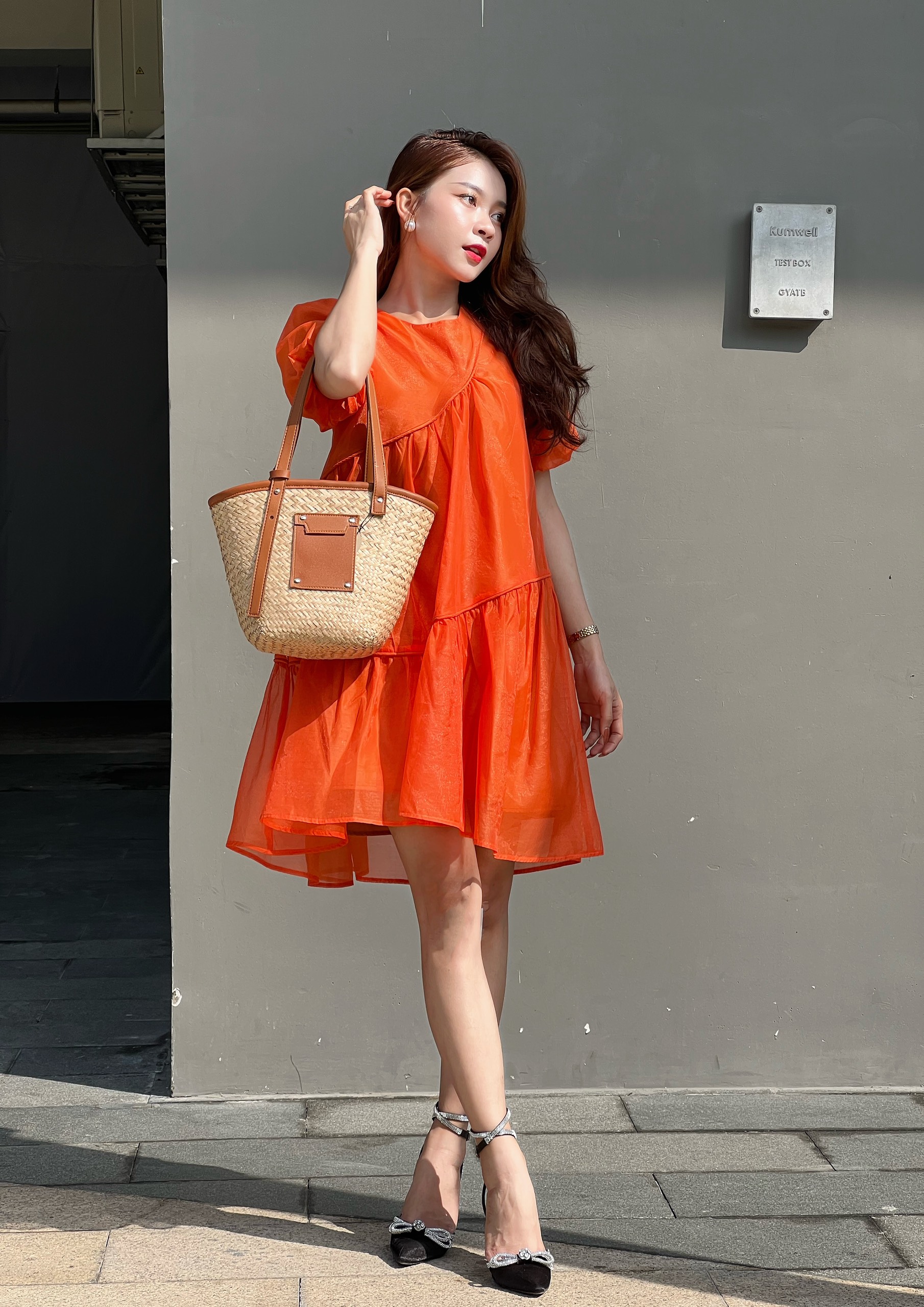 Đầm babydoll ngắn vặn thừng Joven