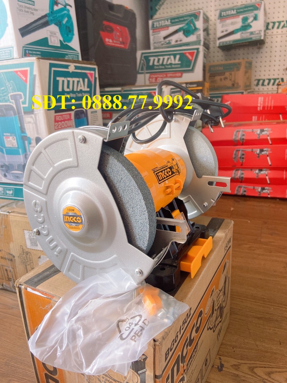 Máy mài hai đầu 150 W hiệu Ingco BG61502