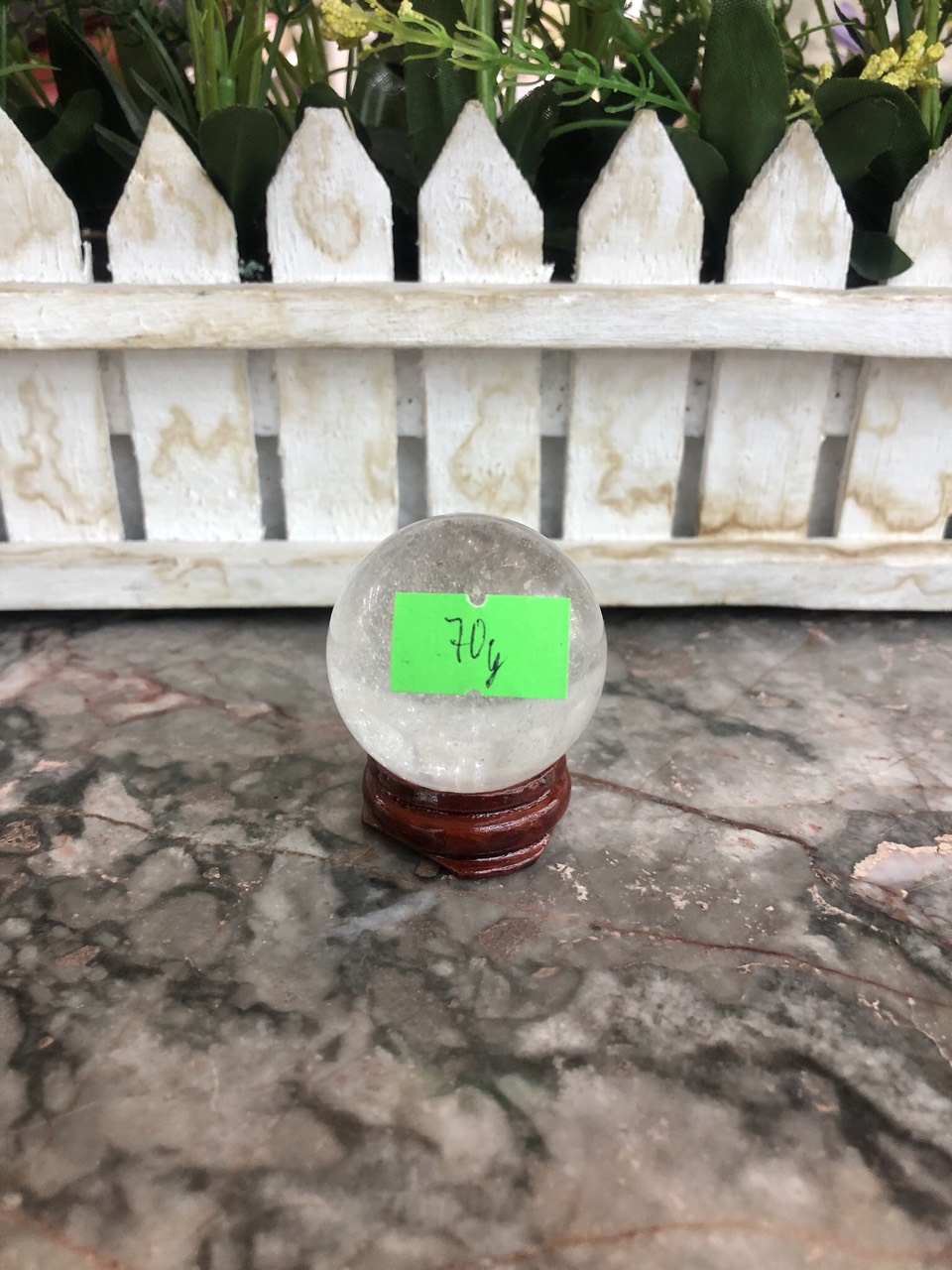 Quả cầu phong thủy đá thạch anh trắng trong - Đường kính 3,6cm; 3,8 cm; 3,9 cm và 4,1 cm