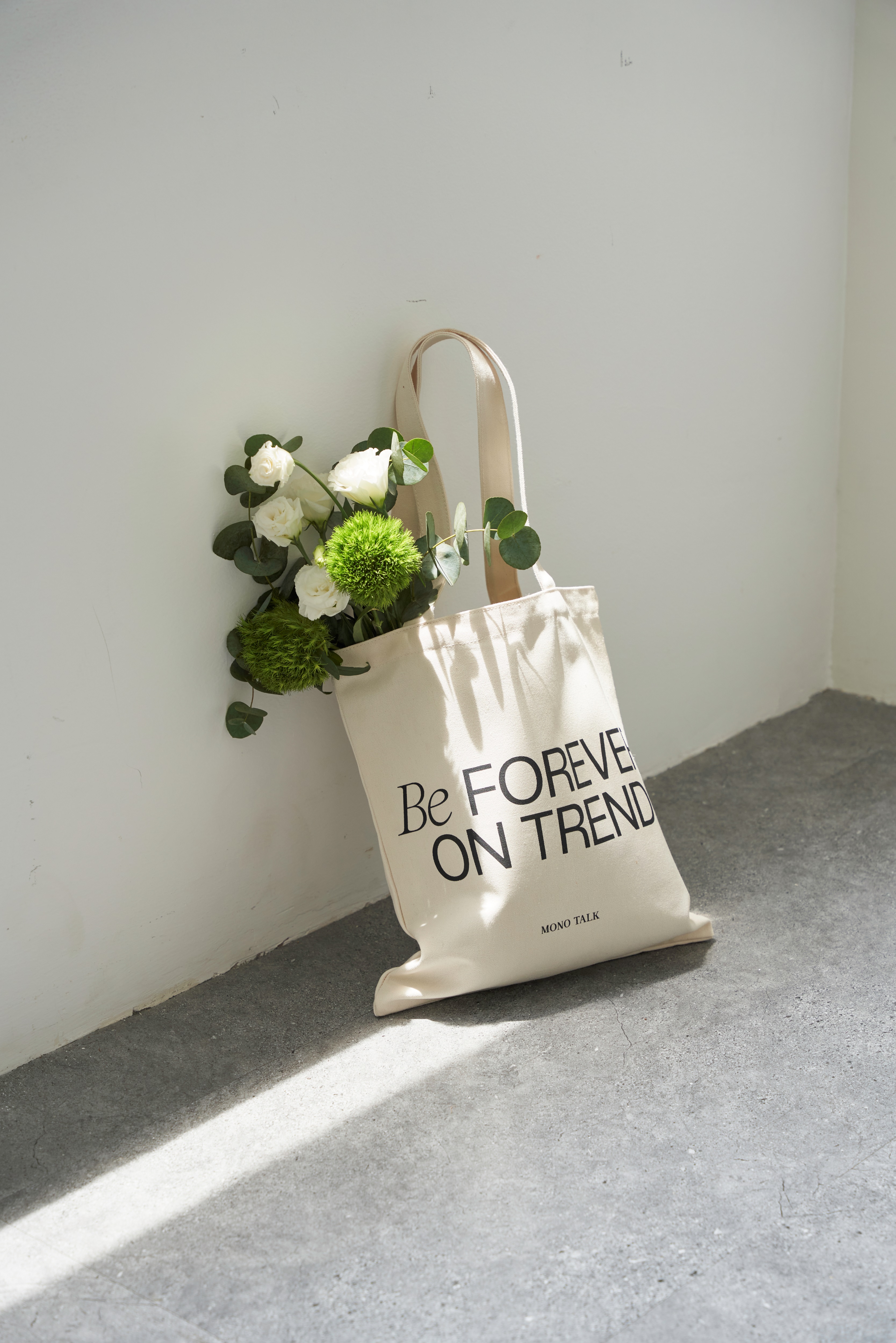 Túi Tote MONO TALK Be Forever On Trend