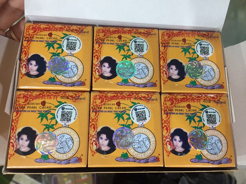 Kem Làm Trắng Da Sâm Vàng KOREAN EXTRA PEARL CREAM 5g