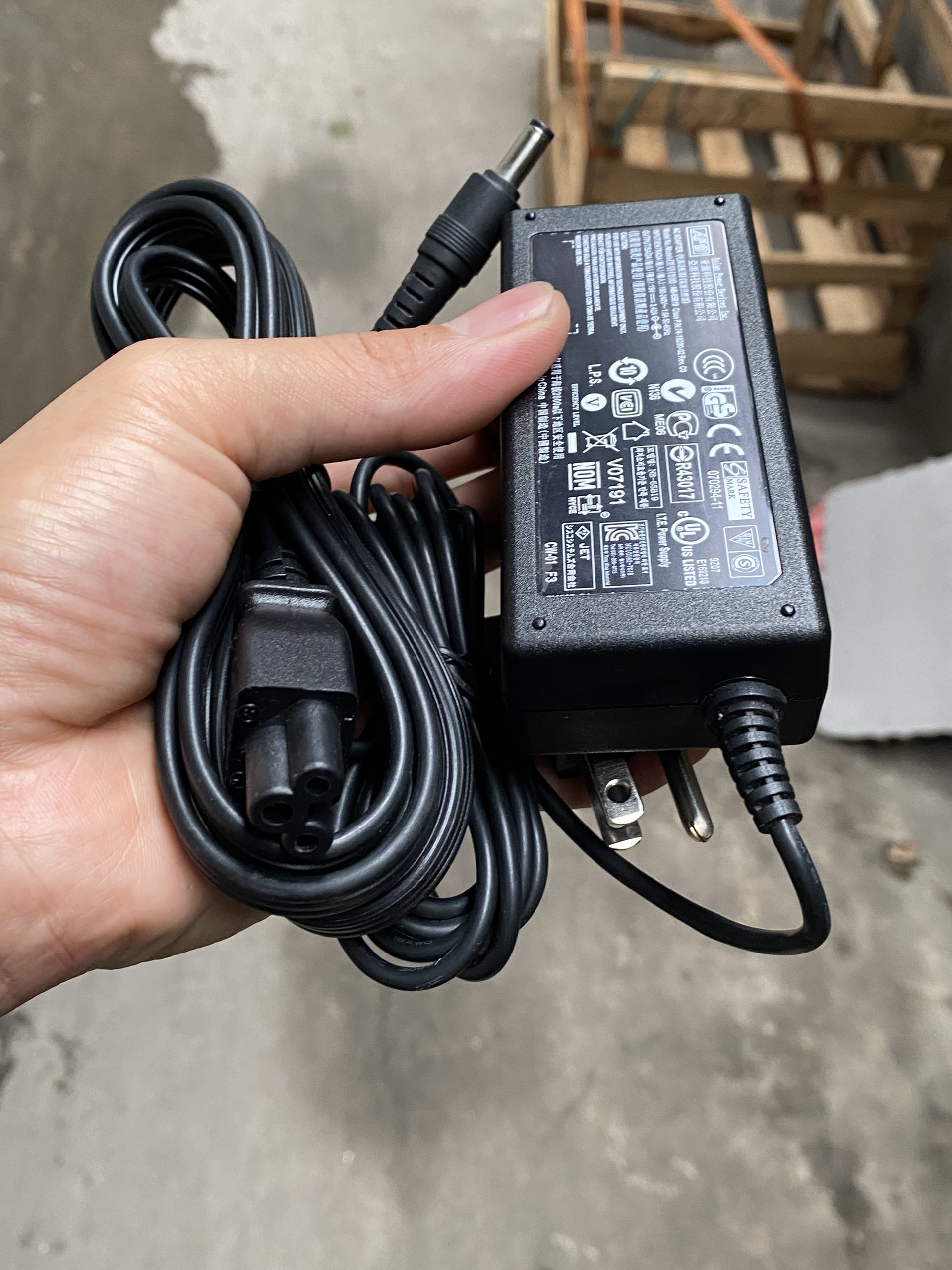 Adapter nguồn máy tính mini Intel DC 19v bảo hành 12 tháng