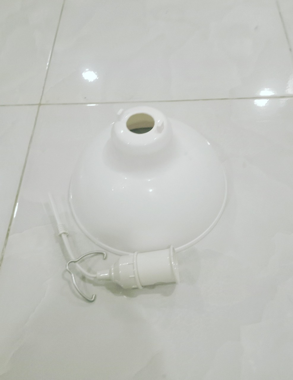 HCMChao - chóa đèn nhựa Nival có móc treo + Đuôi đèn chống nước