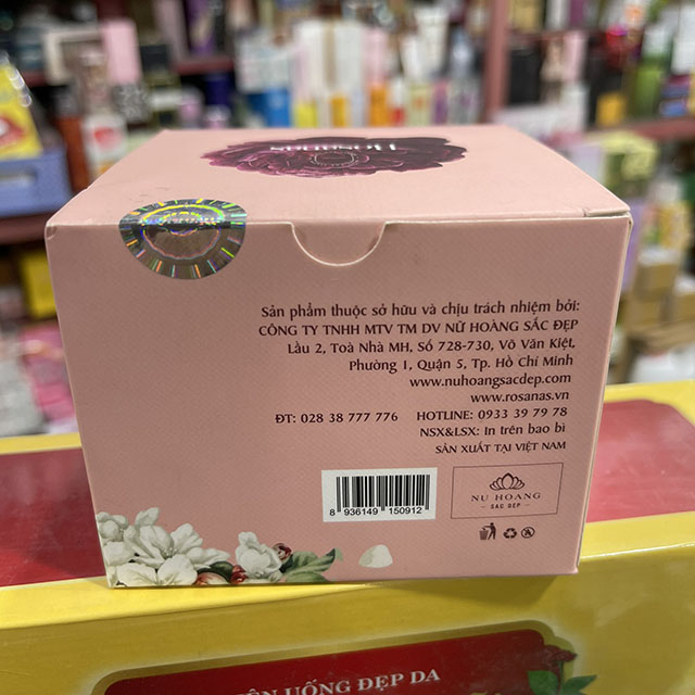 [HCM]Rosanas perfume trắng body chống nắng 150g