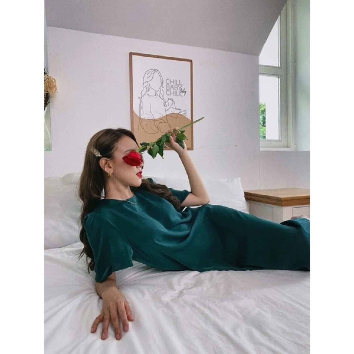 SISTERSISTER - Đầm suông lụa Karen
