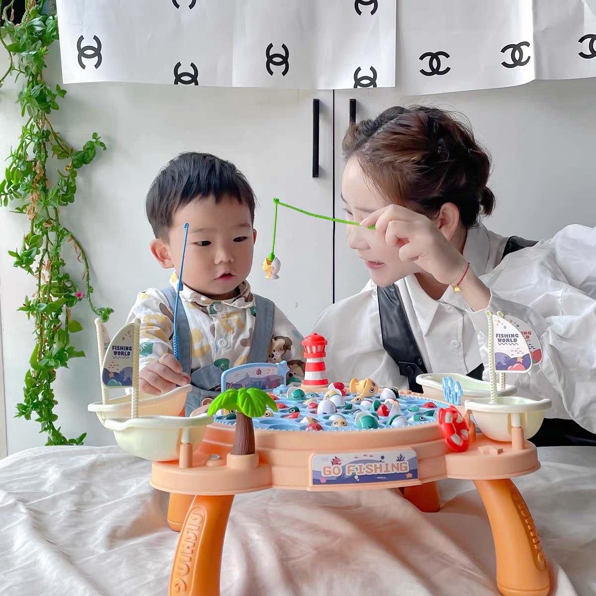 Đồ chơi câu cá 45 con kèm chân có khay đựng cho bé