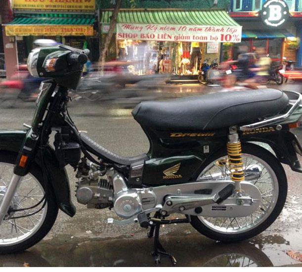 Tem logo chữ nổi DREM màu VÀNG