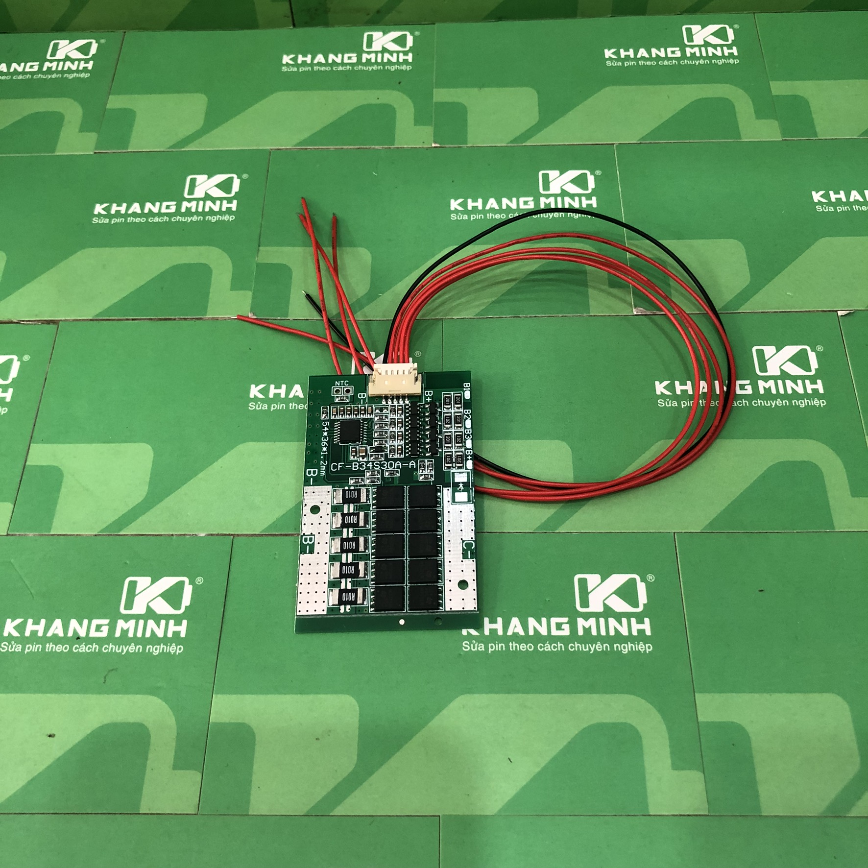 Mạch 4S 14.4V 30A CF new sạc cân bằng và bảo vệ pin Li-ion 3.7V đầy tự ngắt