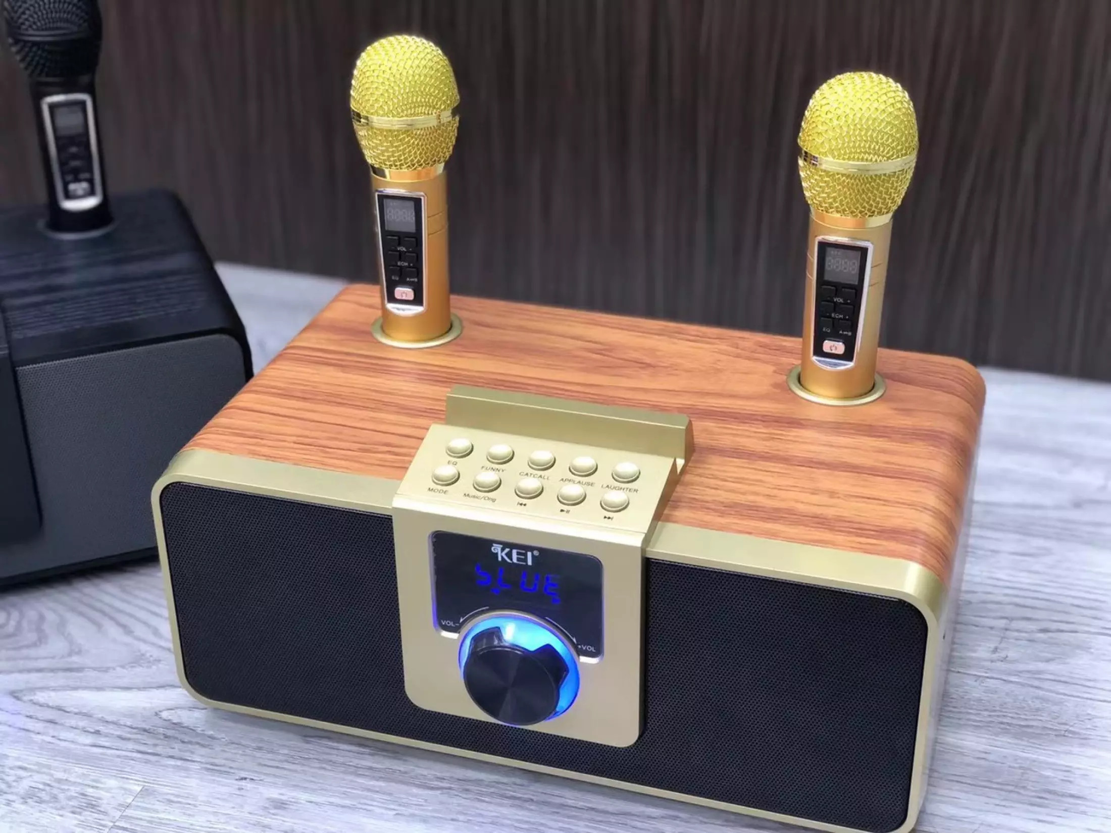 Loa bluetooth karaoke, loa nghe nhạc hay, loa karaoke bluetooth kei k08-tặng kèm 2 micro không dây có màn hình lcd cao cấp, âm thanh cực hay, hỗ trợ cổng kết nối usb, aux, tf card.