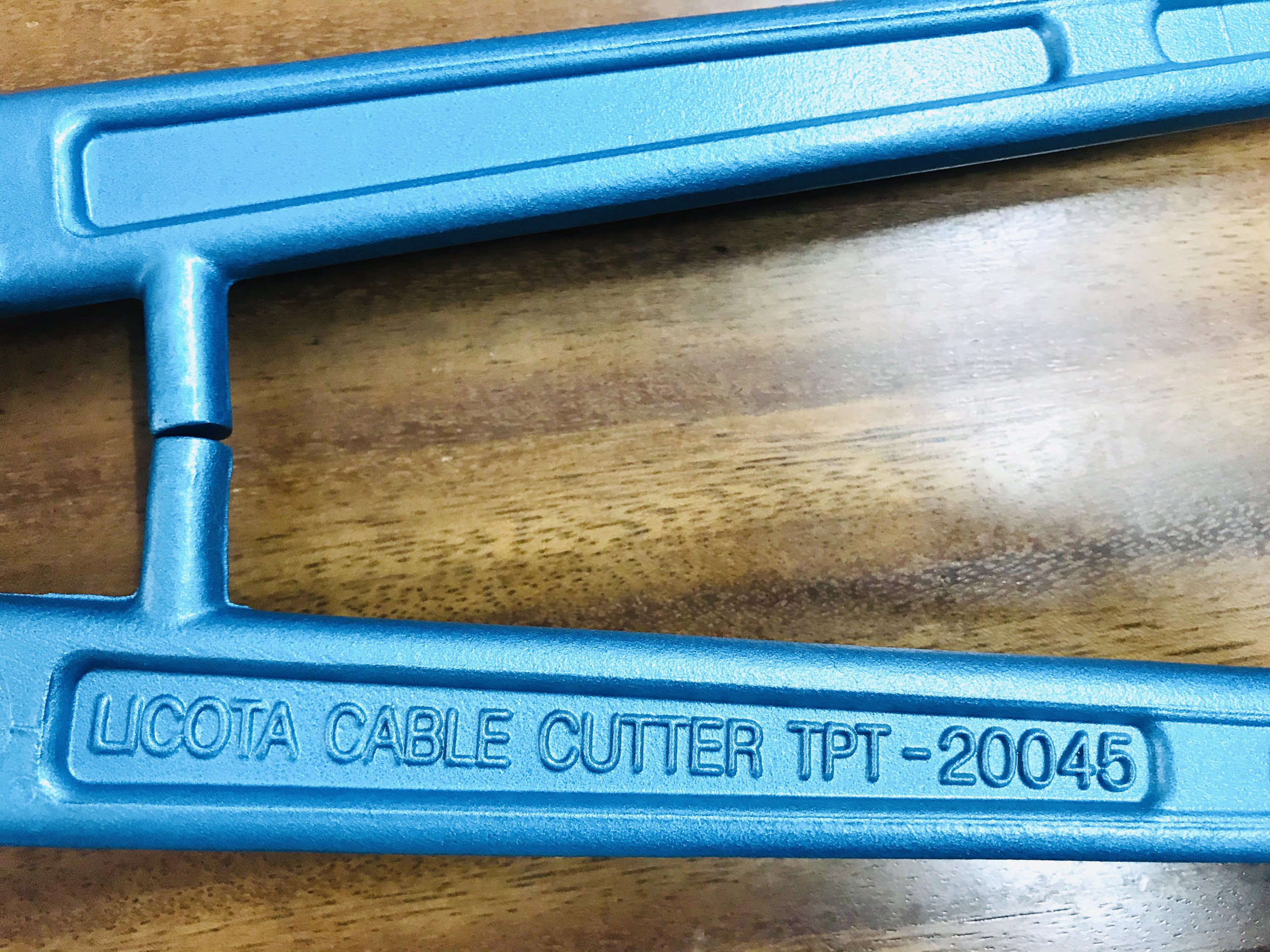 Kìm cắt cáp 250mm2 TPT-20045 Licota
