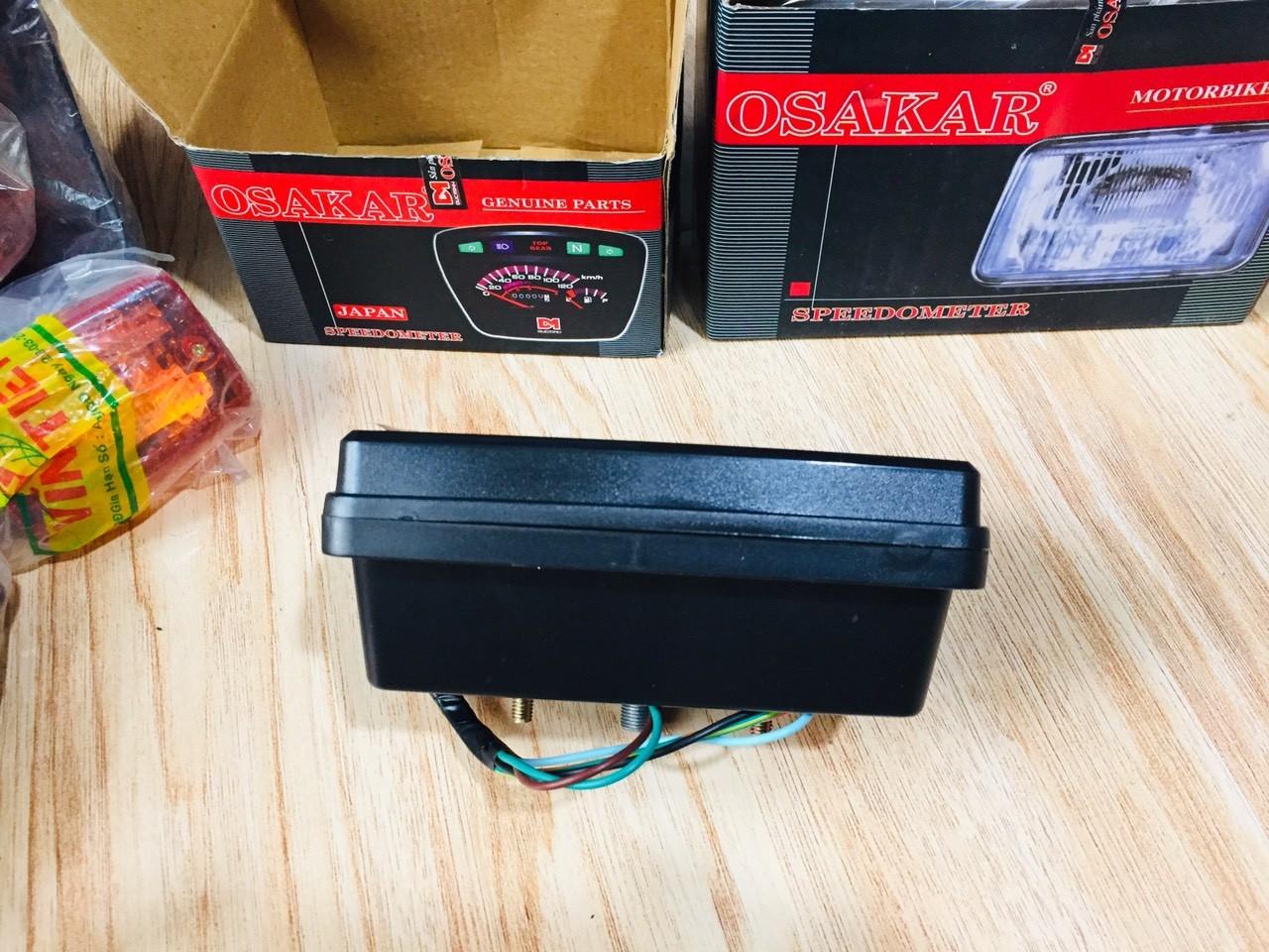 đồng hồ xe win100
